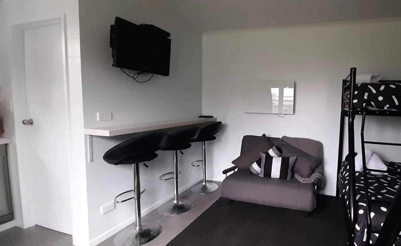 Methven Retreat Tiny House Apartment Exterior photo